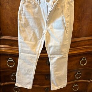 White House Black Market Cream Ankle Jeans